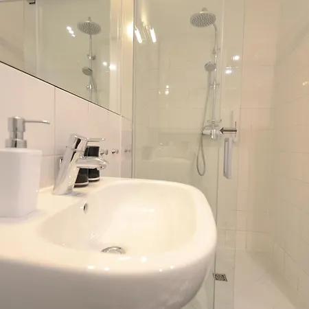 Apart Otel Crystal Chez Helena Krakow