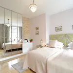 Crystal Chez Helena Apartahotel 4*