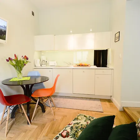 Crystal Chez Helena 아파트호텔 4*