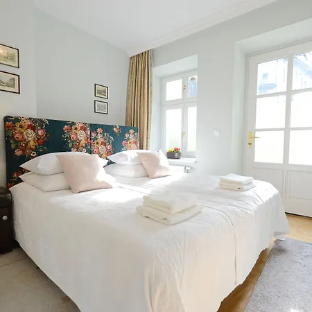 Crystal Chez Helena 4* 크라쿠프