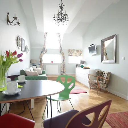 아파트호텔 Crystal Chez Helena