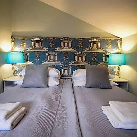Hotel apartamentowy Crystal Chez Helena 4*
