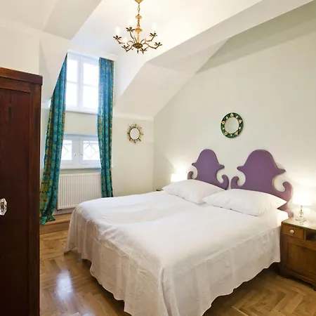 Appart hôtel Crystal Chez Helena