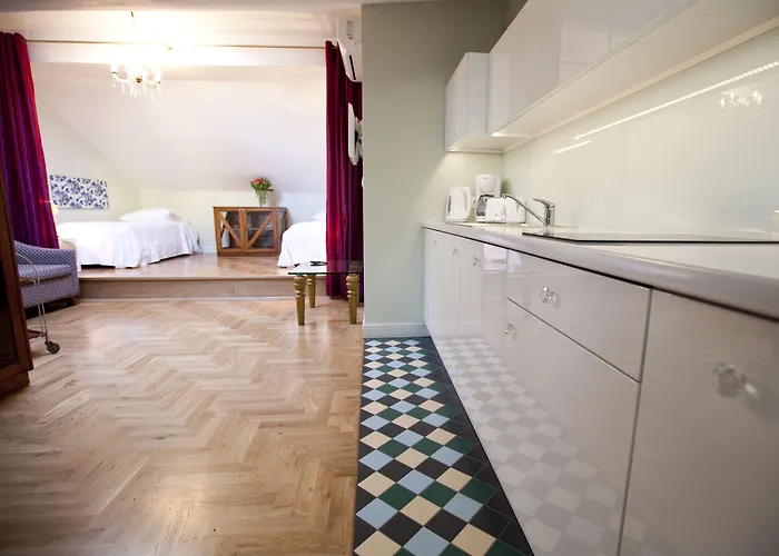 Crystal Chez Helena 4*