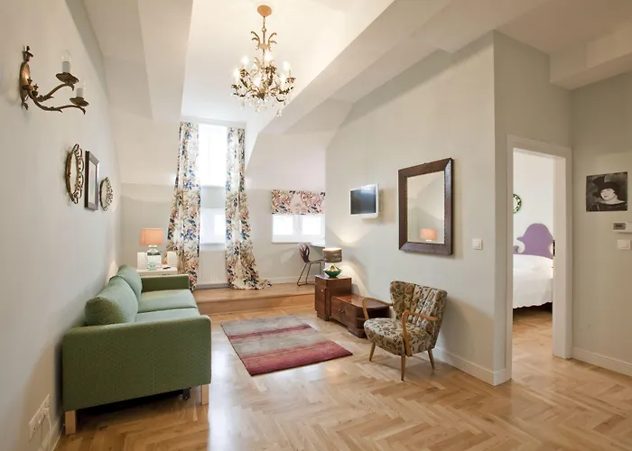 Crystal Chez Helena Apartahotel 4*