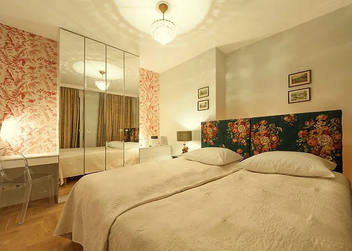 Appart hôtel Crystal Chez Helena