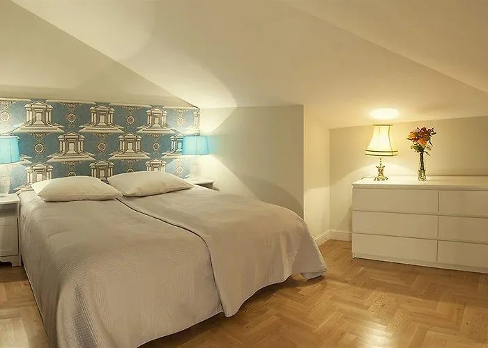 Aparthotel Crystal Chez Helena