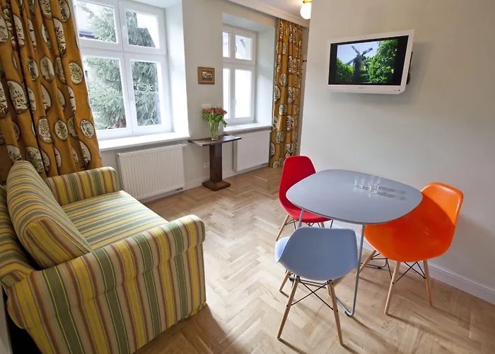 Aparthotel Crystal Chez Helena 4*