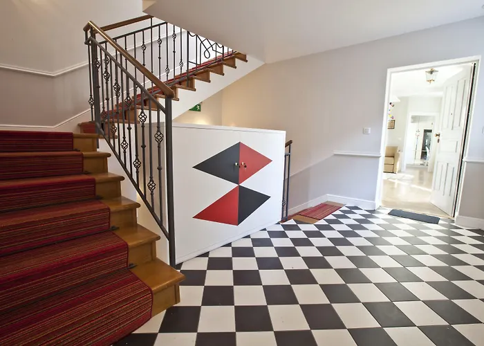 Crystal Chez Helena Aparthotel