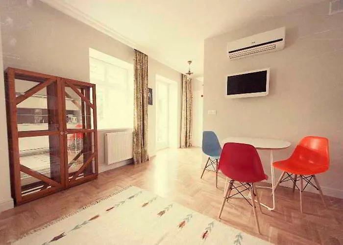 Crystal Chez Helena Krakow